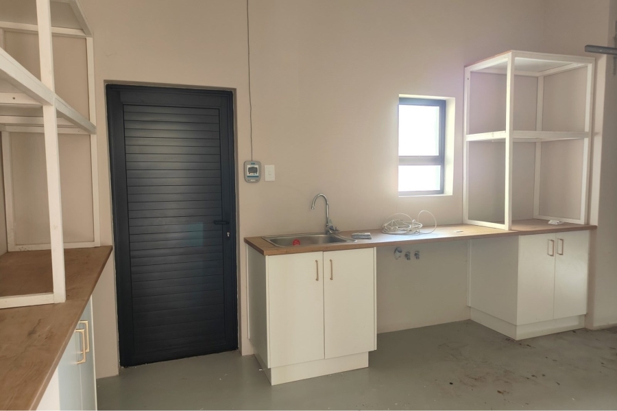 2 Bedroom Property for Sale in Moorreesburg Western Cape